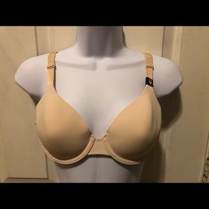 Victoria’s Secret bra, full coverage